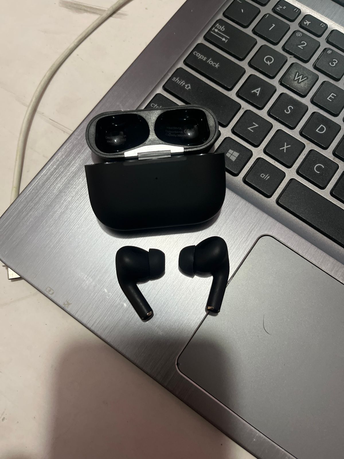 Black Earbuds Pro 2 (kit)